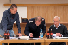 PXL_20250213_192746604